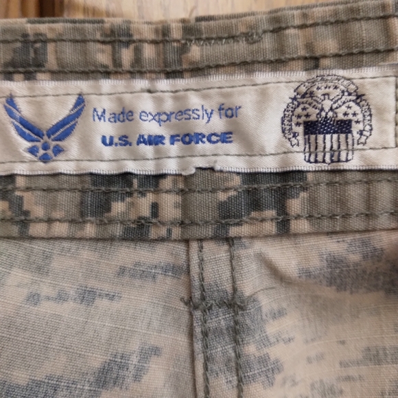 Airforce fatigues/ABU set- pants 34-36"x32" jacket L - Picture 6 of 9